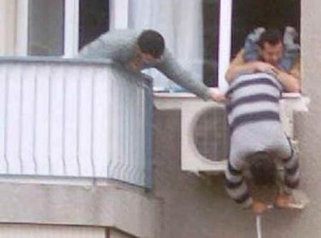 les cons du balcon d'algérie !!!!!!!!